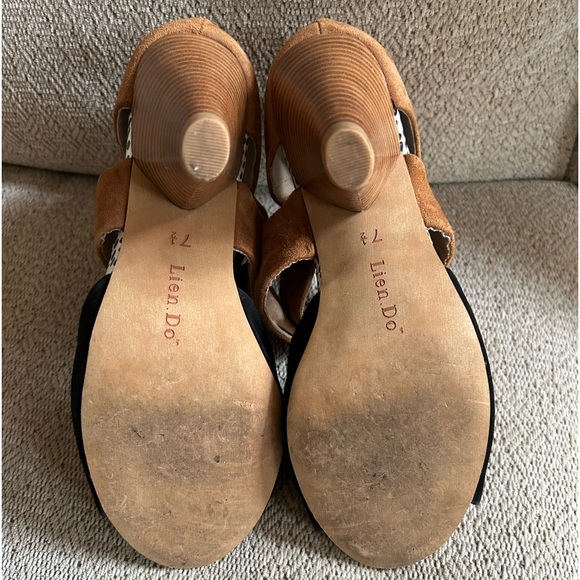 Lien Do Anthropologie Suede Open Toe Wood Heels 7.5 Black & Cognac - Picture 4 of 5